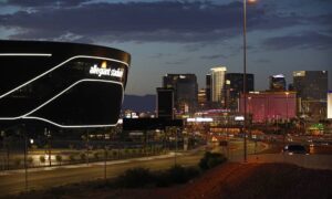 Here's a guide to a perfect road trip to Vegas for Texans fans